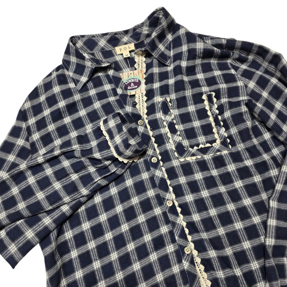 POL Plaid Button Down Women Medium Navy Blue Lace Trim Crochet Flannel JFT572